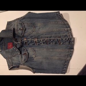 Sleeveless Jean Jacket
